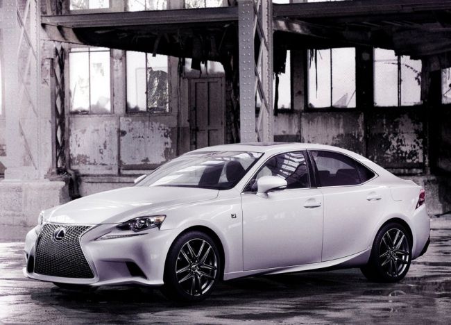 Lexus is300 hybrid